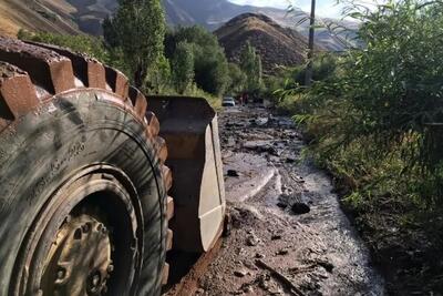 مسدود شدن راه‌های روستایی در مانه