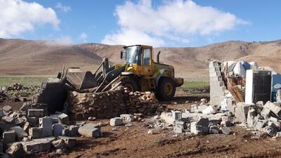 قلع وقمع ۳۰ مورد تغییرکاربری اراضی کشاورزی در روستای سانیج تفت