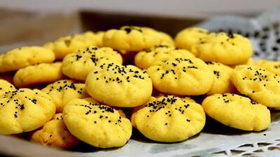 طرز تهیه شیرینی کرمانشاهی خانگی| نان برنجی این شیرینی سنتی را با روش ساده درست کنید