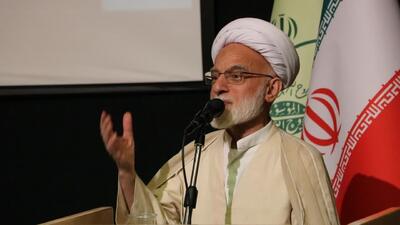 دری نجف‌آبادی: دشمن هویت اسلامی ایرانی جوانان را نشانه رفته است