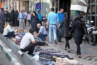 مقام شهرداری تهران: با دستفروشی اتباع خارجی و افاغنه برخورد می‌کنیم/ پسندیده نیست اتباع غیرمجازی که مجوز قانونی برای تابعیت ایران را ندارند از منابع ملی ما استفاده کنند