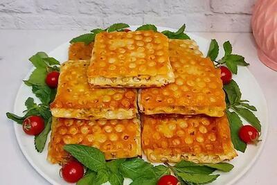 سه سوت یک شام خوشمزه درست کن / طرز تهیه لقمه پیتزایی ترد و مخصوص با نان لواش