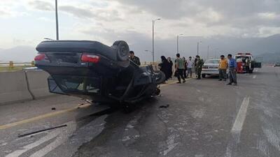 واژگونی خودرو در آزادراه قزوین - البرز یک فوتی برجای گذاشت