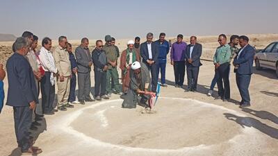 کلنگ زنی یک بومگردی در شهرستان هامون طی هفته گردشگری