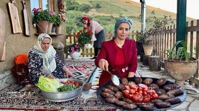 (ویدئو) پخت کتلت با پلو به روش مادر و دختر روستایی گیلانی