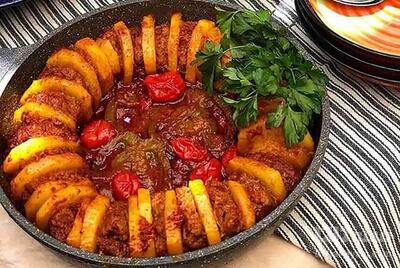 طرز تهیه خوراک نونی ساده و سریع ایرانی با گوشت و بادمجان