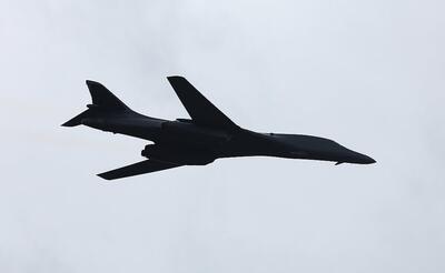 رزمایش مشترک بمب‌افکن‌های B-1B آمریکا و کره جنوبی