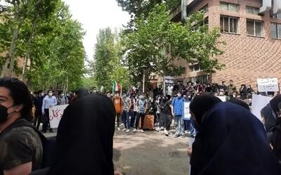 دستور  وزارت علوم برای کمک به دانشجویانی که به خاطر حوادث ۱۴۰۱ از تحصیل محروم شدند: امکان ثبت نام دانشجویان محروم از تحصیل در مهلت حذف و اضافه فراهم گردد