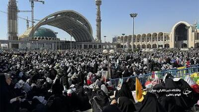 کاربران شبکه‌های اجتماعی در توییت‌هایی از «نماز جمعه نصر» نوشتند