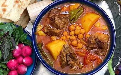 طرز تهیه آبگوشت کشک/رسپی مخصوص لرستانی و اراکی‌ها