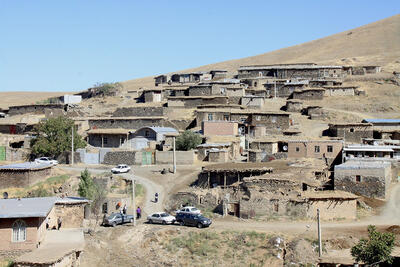 نمره ۲۰ برای یک روستای محروم/اینجا همه بیمه هستند + فیلم