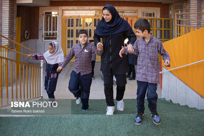 دلهایی روشن، چشمانی خاموش و کم لطفی‌هایی که بر دوششان سنگینی می‌کند