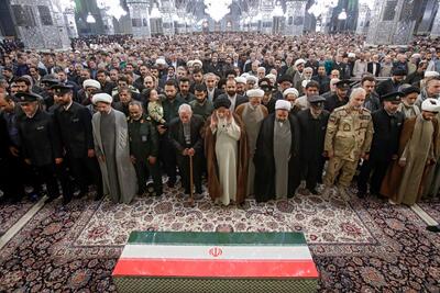 گزارش تصویری: مراسم تشییع پیکر سرلشکر شهید نیلفروشان در مشهد | خبرگزاری بین المللی شفقنا