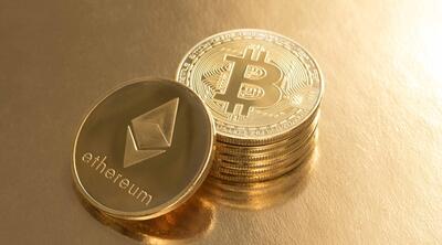 بیت‌کوین ۱ تریلیون دلار از اتریوم جلو افتاد! شروع یک صعود بی‌سابقه برای BTC؟