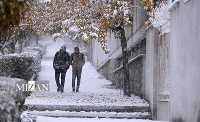 بارش برف در شمال غرب و استان‌های گیلان، مازندران، قزوین و ارتفاعات البرز، تهران و سمنان