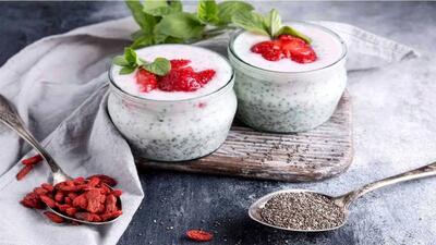 طرز تهیه صبحانه خوشمزه و مقوی با ترکیب شیر و دانه چیا!