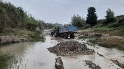 توقف برداشت غیر مجاز مصالح رودخانه ای در شهرستان مینودشت