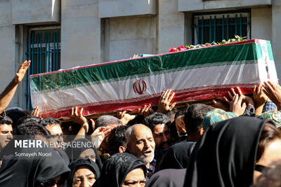 تشییع پیکر شهید پدافند هوایی «سجاد منصوری» در کرمانشاه