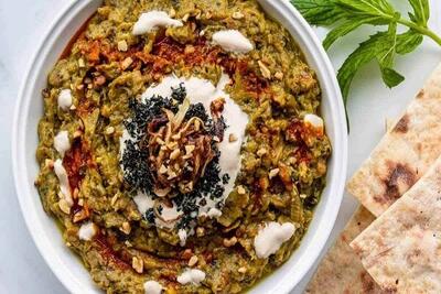 آموزش آشپزی / طرز تهیه قاتوق کشک و سیب کرمان برای گیاهخواران