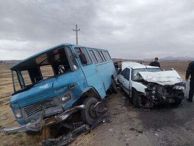 برخورد ۳ خودرو در ازنا ۷ مصدوم برجای گذاشت