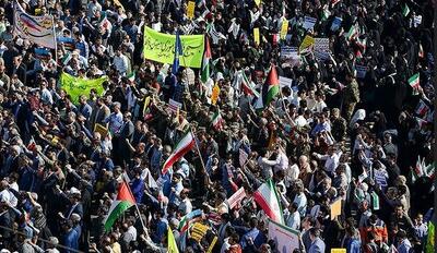 زنگ استکبارستیزی در مدارس کشور نواخته شد/ حضور پرشور دانش آموزان تهرانی در مراسم 13 آبان + فیلم و تصاویر