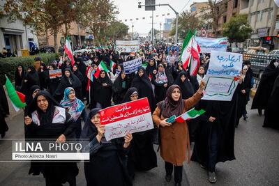 راهپیمایی ۱۳ آبان در قزوین آغاز شد