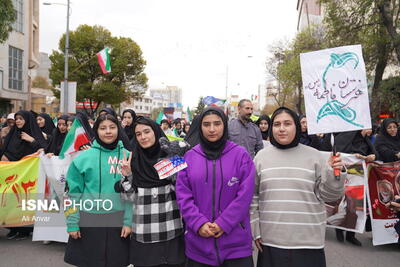 استکبارستیزی دانش آموزان اردبیلی در روز ۱۳ آبان