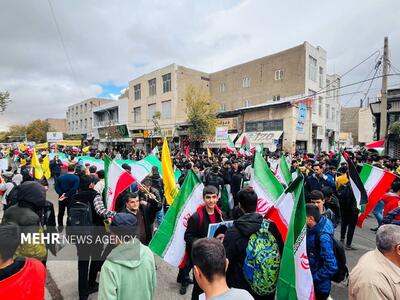 راهپیمایی ۱۳ آبان در زنجان آغاز شد