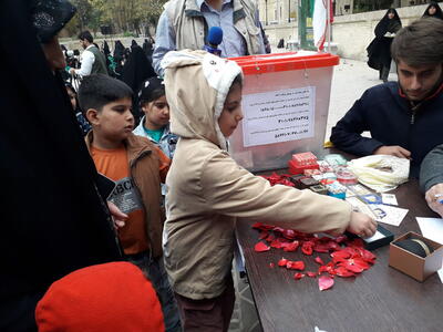 اهدا طلاهایی ماندگار با عیار نوع دوستی و ظلم ستیزی