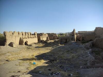 آغاز مرمت و بازسازی مرمت قلعه تاریخی اسپکه در نیکشهر