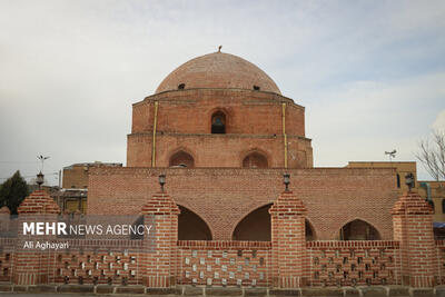 گنبدخانه مسجد جامع  ارومیه پس از ۲۰ سال مرمت می‌شود