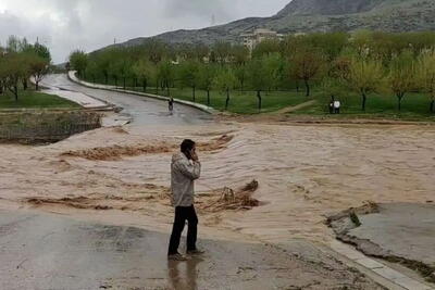 مسدود شدن راه ارتباطی ۵۵ روستای الیگودرز |  انصاف نیوز