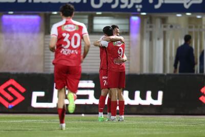 فیلم| تک گل پرسپولیس مقابل گل‌گهر سیرجان؛ سرخپوشان به صدر جدول رسیدند