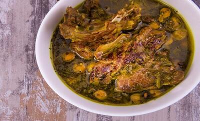 طرز تهیه آبگوشت اسفناج؛ مقوی و اصیل