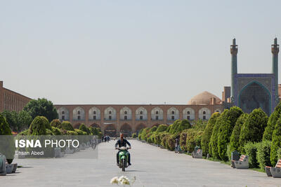 برپایی نمایشگاه عکس با یاد توران میرهادی