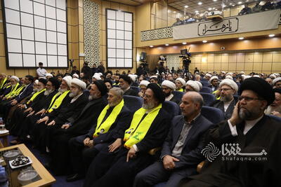 گزارش تصویری: مراسم چهلمین روز شهادت سید حسن نصرالله و جمعی از فرماندهان جبهه مقاومت در قم |  شفقنا