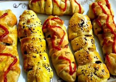 طرز تهیه اشترودل سوسیس غذای محبوب فست فودی