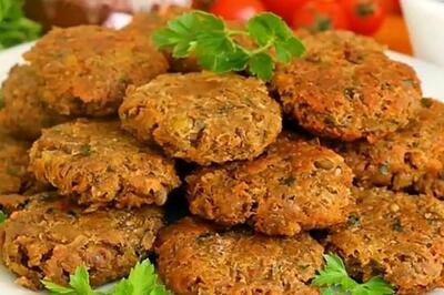 طرز تهیه کوکو عدس به دو روش متفاوت