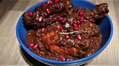 طرز تهیه خورش انار مسما؛ عطر و طعمی خاص برای فصل پاییز