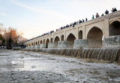 زاینده‌رود بازگشایی می‌شود