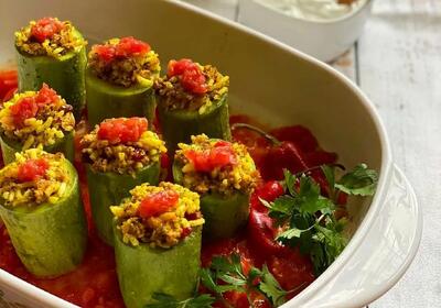 طرز تهیه دلمه کدو با سس گوجه؛ یک پیش‌غذای خاص و خوش‌رنگ