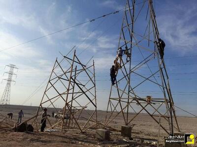 بازسازی دکل‌های بحرانی انتقال برق در جنوب خوزستان