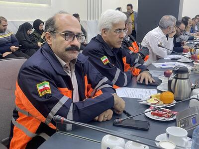 آمادگی ۸ هزار و ۶۰۰ خودروی سنگین و‌نیمه سنگین برای نمک پاشی و برف روبی جاده‌ها