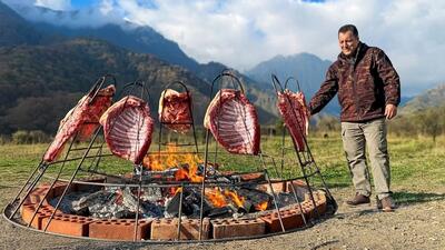 (ویدئو) پخت دنده کباب به سبک آشپز روستایی آذربایجانی