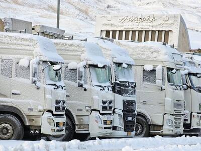 بارش شدید برف و یخبندان در مرز تمرچین  | تصاویر