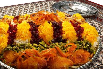 طرز تهیه مرصع پلو با مرغ؛ غذایی رنگین و مجلسی برای جشن‌ها