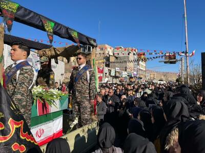 استقبال مردم شهرستان آوج از پیکر مطهر شهید گمنام دوران دفاع مقدس