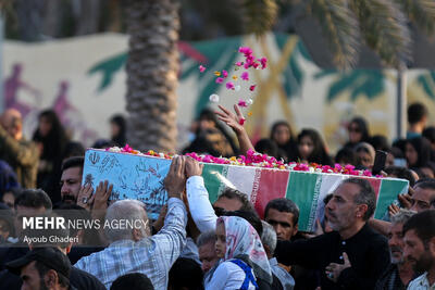 پیکر پاک شهید گمنام ۸ سال دفاع مقدس وارد سیریک شد