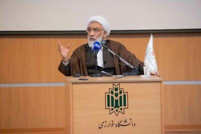 پورمحمدی: نمی‌شود ما تعریف جامعه عزتمند کنیم اما از نظر اقتصادی فقیر باشیم/ جلوی پای دولت سنگ نیندازیم، اگر برجام به نفع آمریکا بود چرا ترامپ زیر آن زد؟