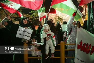 تصاویر: تجمع مردمی مطالبه وعده صادق ۳ در مشهد